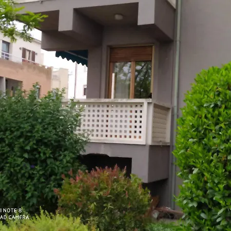 شقة Nuovi Bilocali Panta Rei - Dell'acqua سينِغاليا